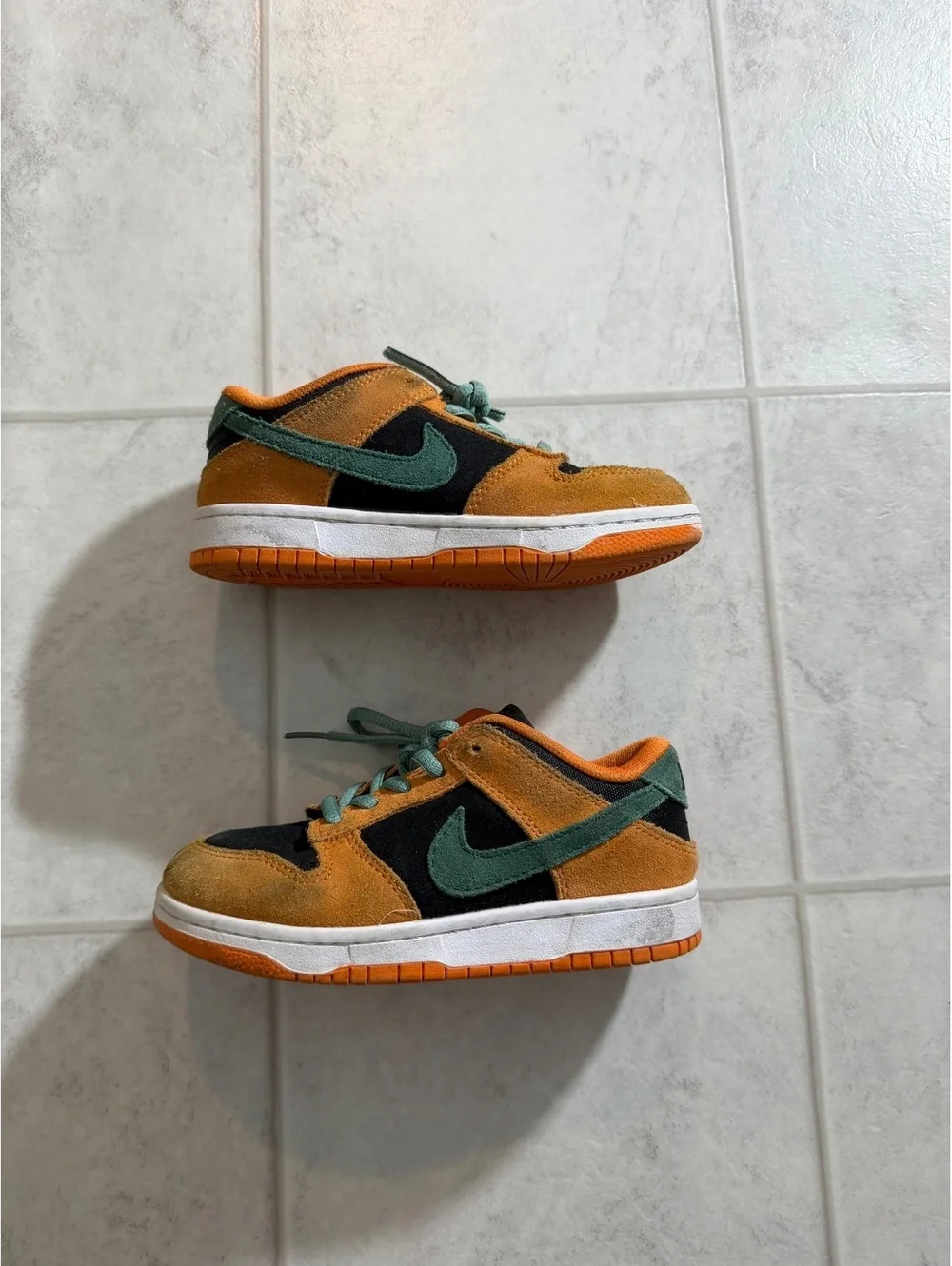 Nike Dunk Low Kids' Sneakers Size US 13C Orange Green Black Suede